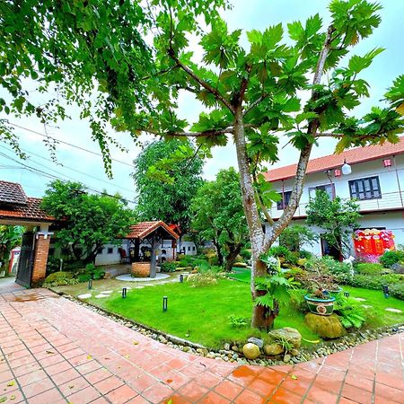 Golden Star Villa Hue Buitenkant foto