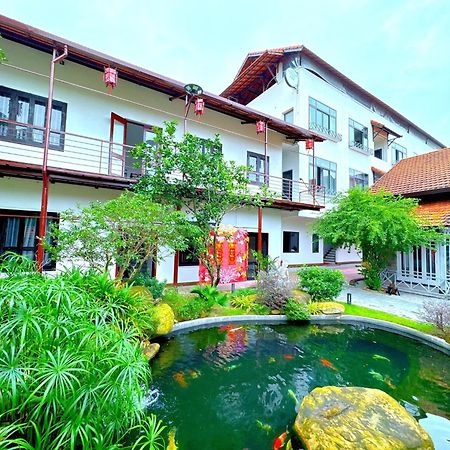 Golden Star Villa Hue Buitenkant foto